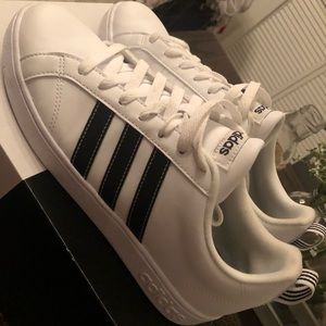 8.5 adidas